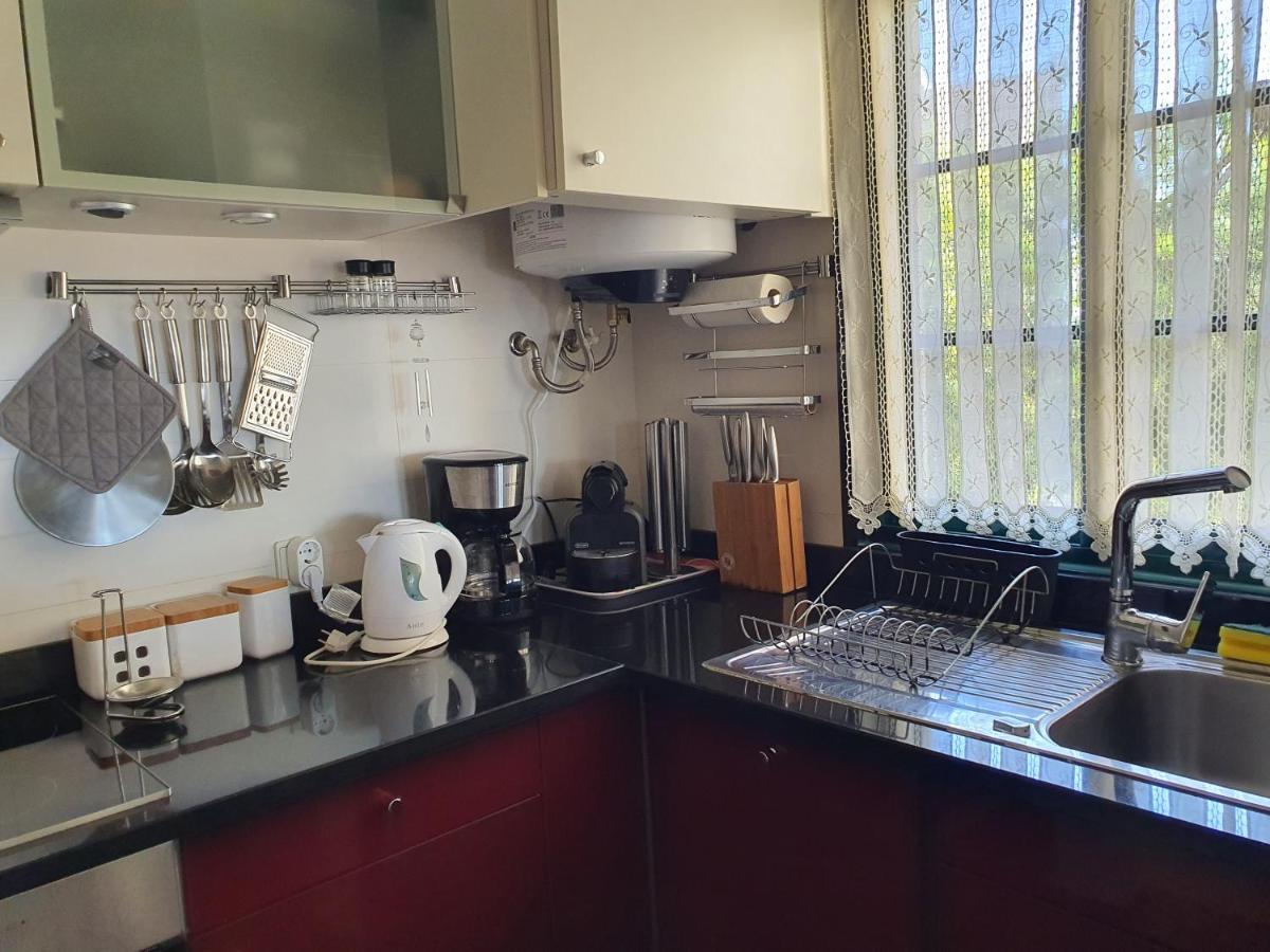 Luzia'S Apartment - 2 Bedroom Apartment Sleeps 4 ฟุงชาล ภายนอก รูปภาพ
