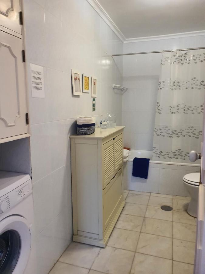 Luzia'S Apartment - 2 Bedroom Apartment Sleeps 4 ฟุงชาล ภายนอก รูปภาพ